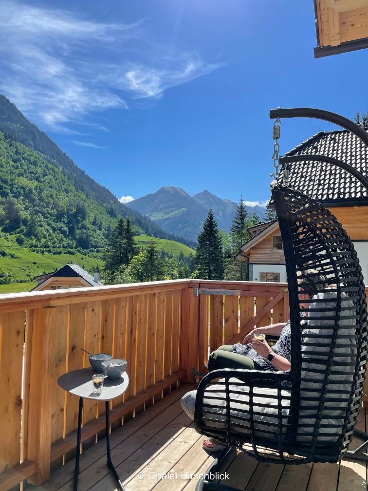 Chalet Hirschblick balcony view